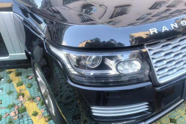 Used Land Rover Range 2013 3.0 TDV6 Vogue Right Front Headlight
