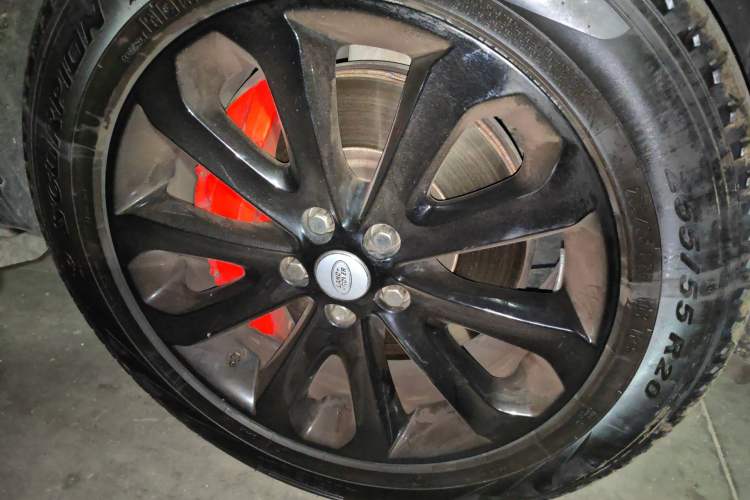 Used Land Rover Range 2013 5.0 SC V8 Vogue SE Right Front Wheel Hub