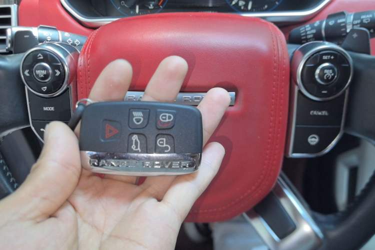 Used Land Rover Range 2013 3.0 TDV6 Vogue Vehicle Key