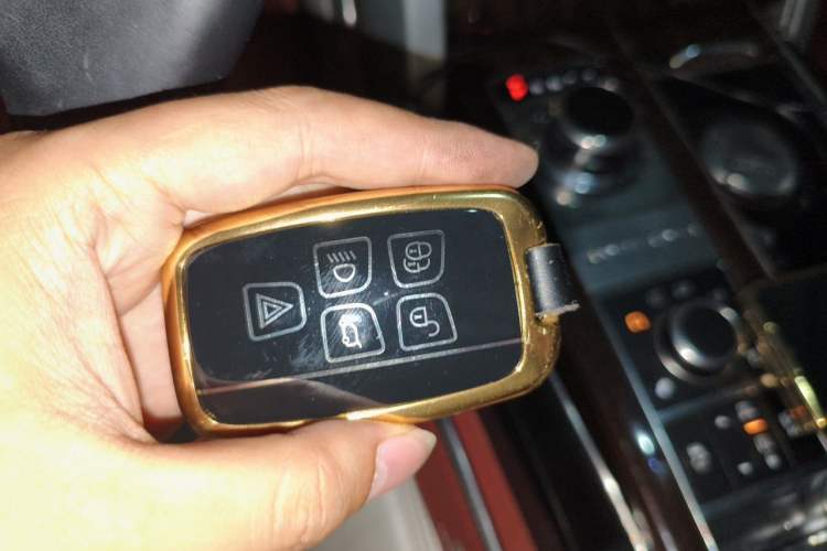 Used Land Rover Range 2013 3.0 TDV6 Vogue Vehicle Key