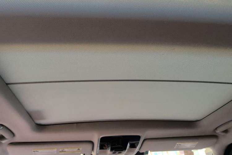 Used Land Rover Range  Headliner