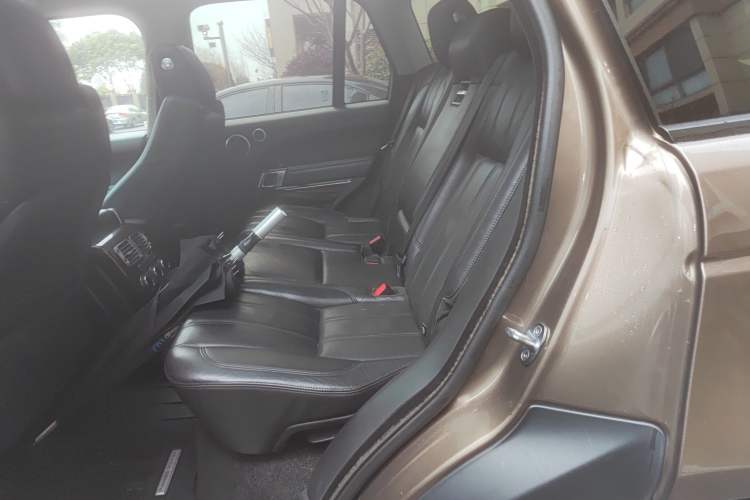 Used Land Rover Range 2013 3.0 TDV6 Vogue Interior 4