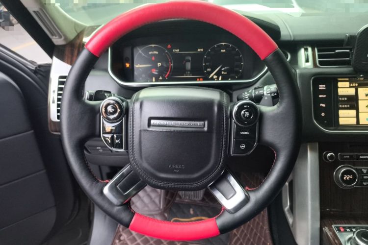 Used Land Rover Range 2013 3.0 TDV6 Vogue Steering Wheel
