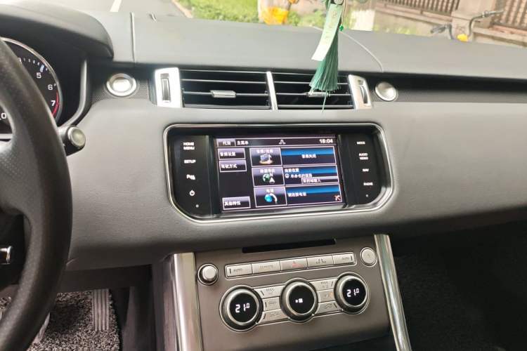 Used Land Rover Range  Audio And AC Panel