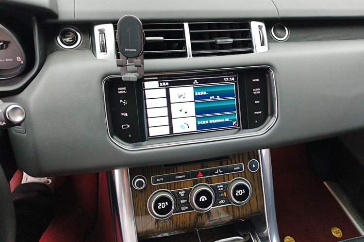 Used Land Rover Range  Audio And AC Panel