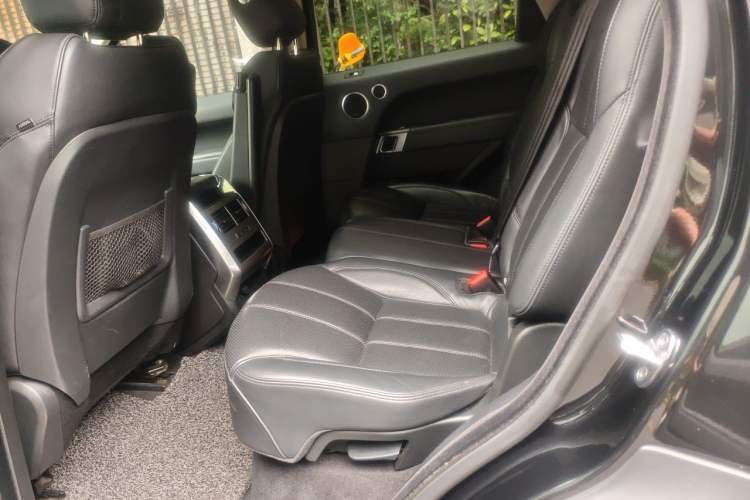 Used Land Rover Range  Left Rear Seat