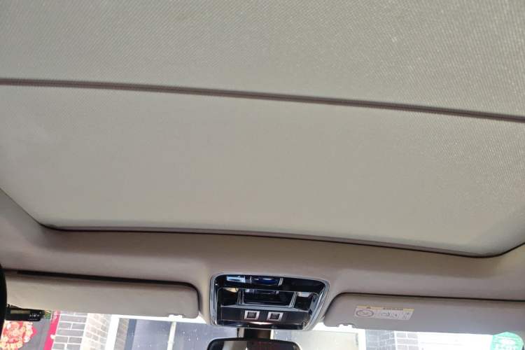 Used Land Rover Range 2013 3.0 TDV6 Vogue Headliner