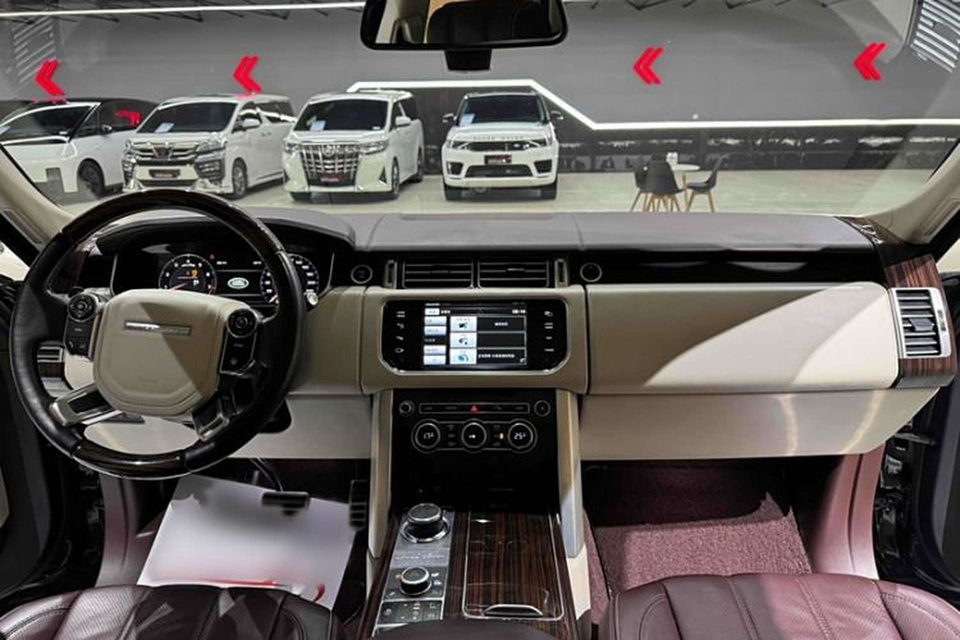 Used Land Rover Range 2013 5.0 SC V8 AB Prestige Genesis Edition Interior 3