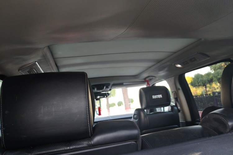 Used Land Rover Range  Headliner