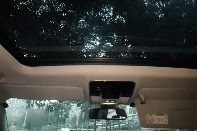 Used Land Rover Range 2013 3.0 TDV6 Vogue Headliner