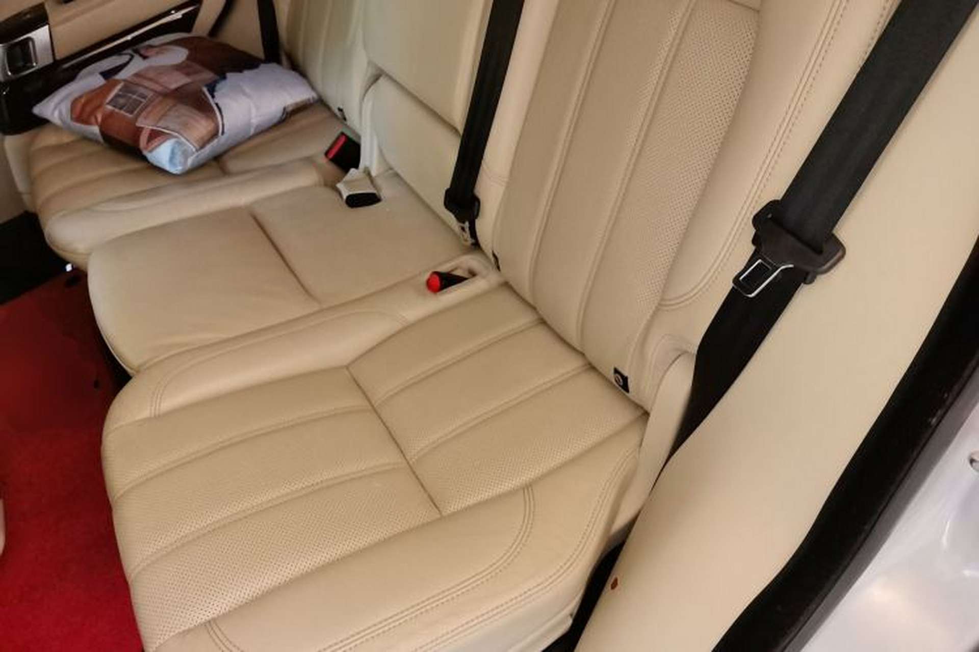 Used Land Rover Range  Left Rear Seat