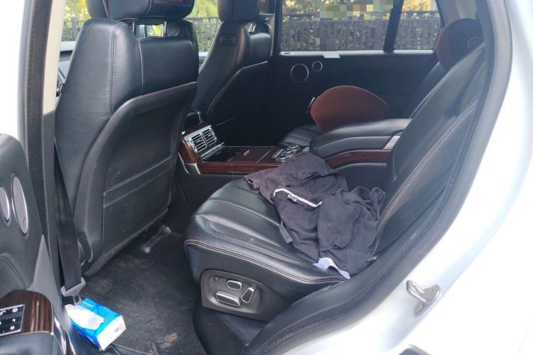 Used Land Rover Range  Left Rear Seat