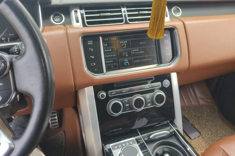 Used Land Rover Range 2013 5.0 SC V8 AB Prestige Genesis Edition Audio And AC Panel