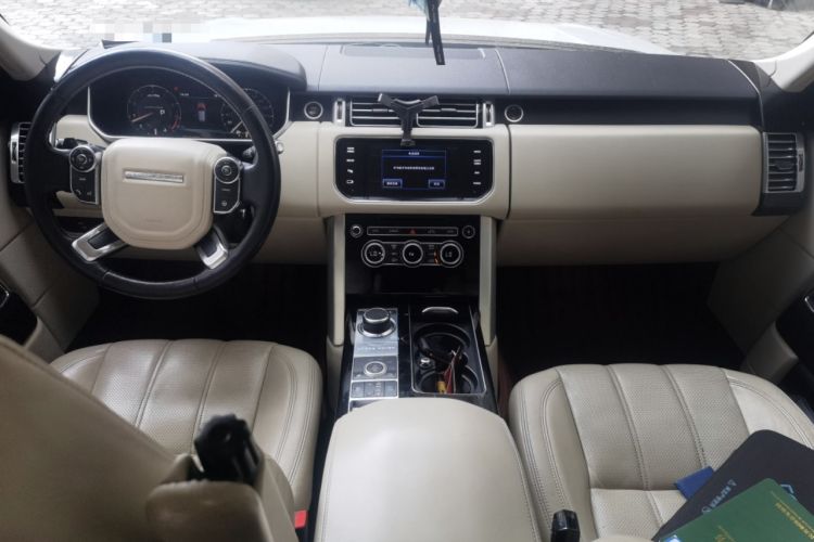 Used Land Rover Range  Center Console