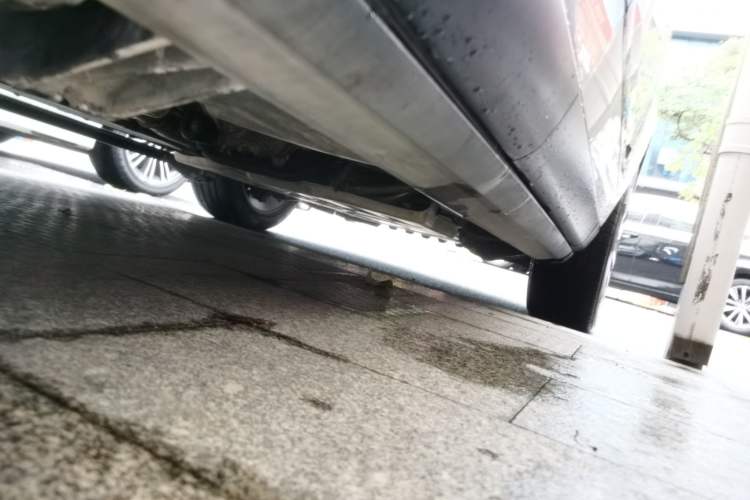 Used Land Rover Range 2013 3.0 TDV6 Vogue Chassis Rear Right
