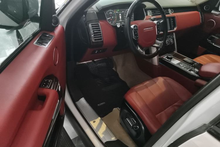 Used Land Rover Range 2013 3.0 TDV6 Vogue Driver Seat