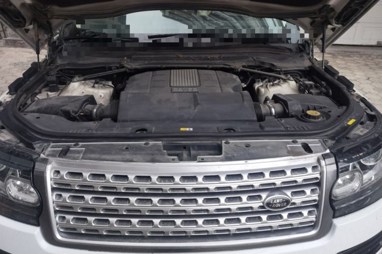 Used Land Rover Range  Engine Bay