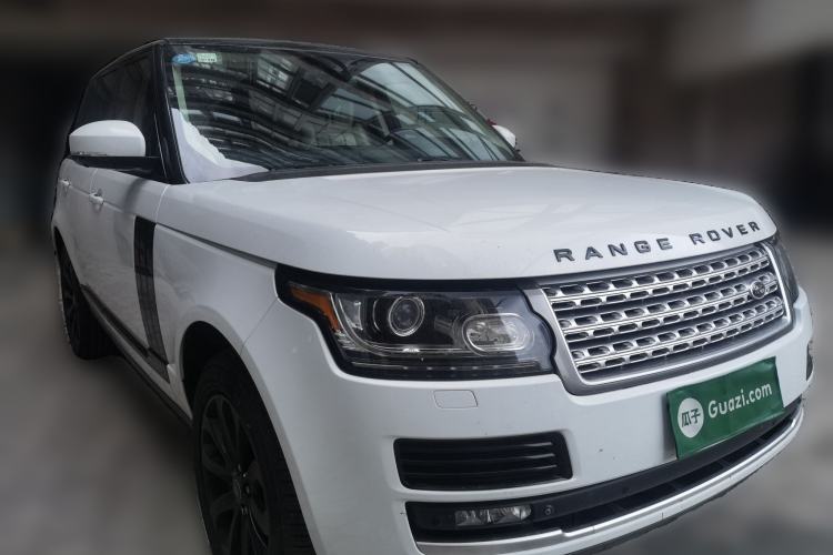 Used Land Rover Range  Front Right 45 Deg