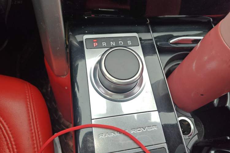 Used Land Rover Range 2013 5.0 SC V8 AB Prestige Genesis Edition Gear Lever