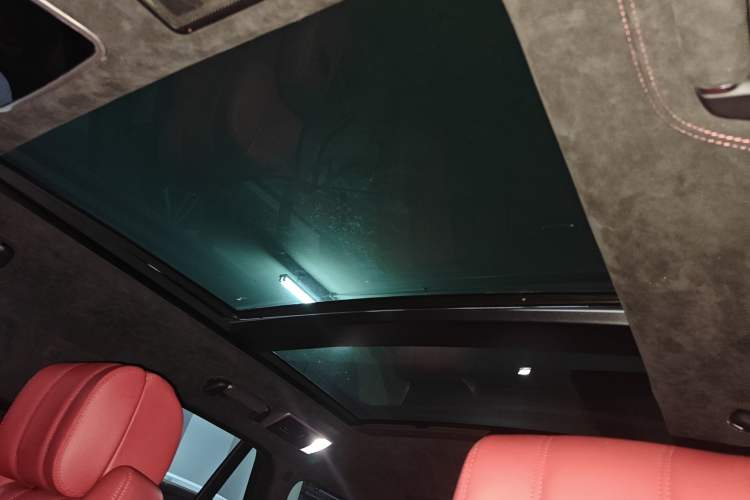 Used Land Rover Range 2013 5.0 SC V8 Vogue SE Headliner
