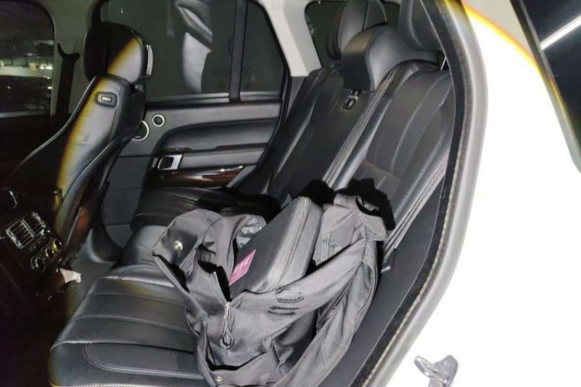 Used Land Rover Range 2013 5.0 SC V8 Vogue SE Left Rear Seat