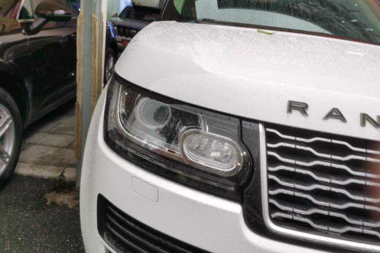 Used Land Rover Range 2013 3.0 TDV6 Vogue Right Front Headlight