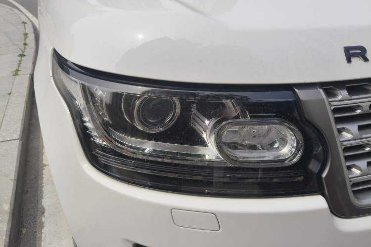 Used Land Rover Range 2013 5.0 SC V8 AB Prestige Genesis Edition Right Front Headlight