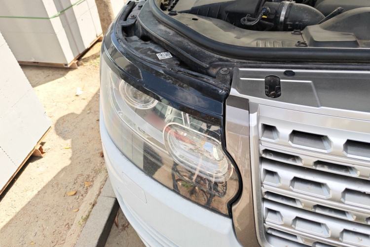 Used Land Rover Range 2013 3.0 TDV6 Vogue Right Front Headlight