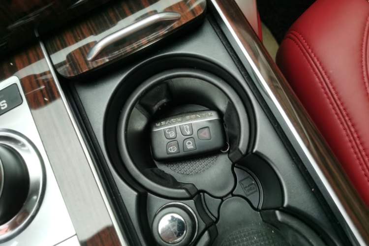 Used Land Rover Range 2013 3.0 TDV6 Vogue Vehicle Key