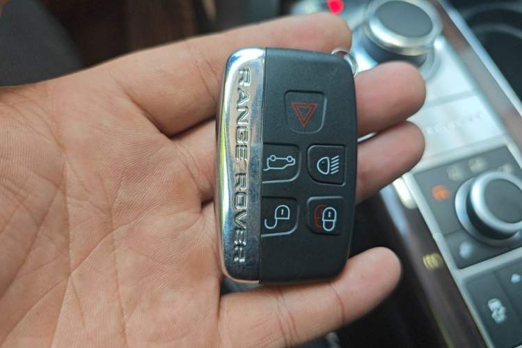 Used Land Rover Range 2013 NA 5.0 V8 Vogue Vehicle Key