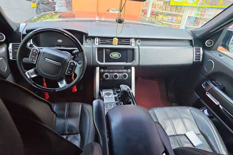 Used Land Rover Range 2014 3.0 TDV6 Vogue Center Console