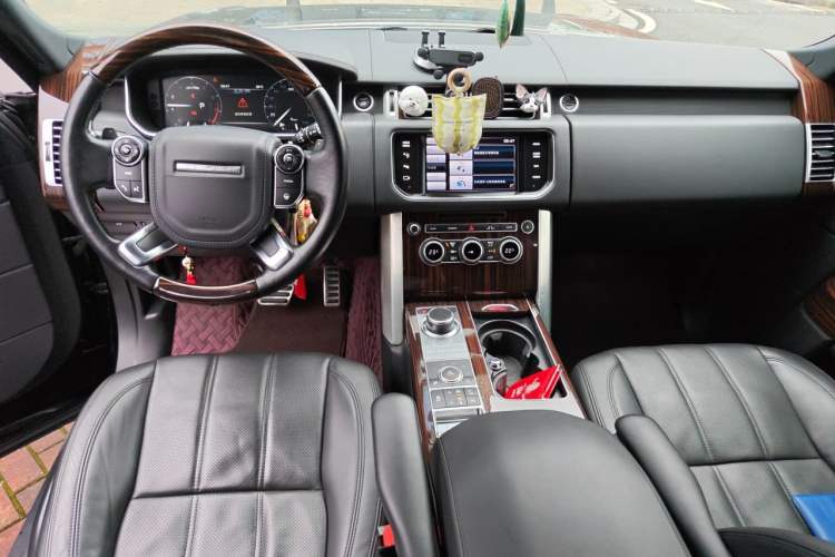 Used Land Rover Range  Center Console