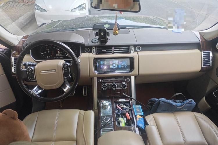 Used Land Rover Range  Center Console