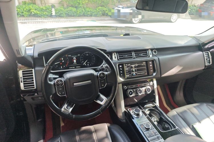 Used Land Rover Range 2014 Revised 3.0 SC V6 Vogue Center Console