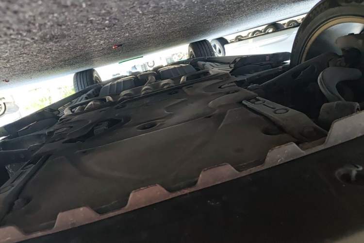 Used Land Rover Range 2014 3.0 TDV6 Vogue Chassis Front