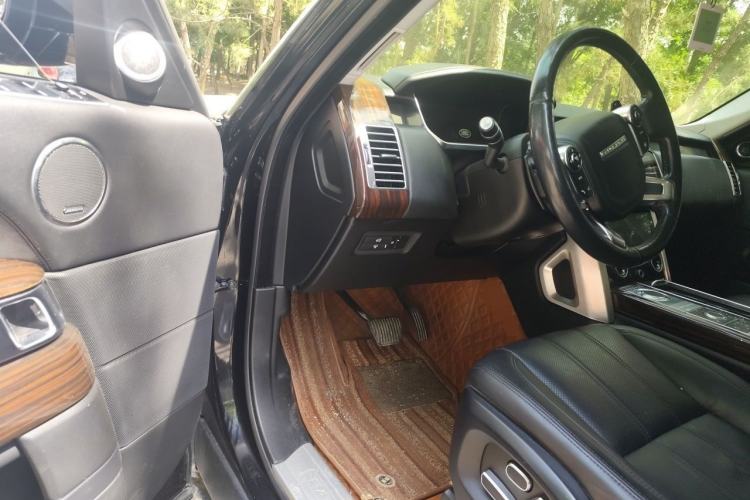 Used Land Rover Range 2014 3.0 SC V6 Vogue Driver Seat