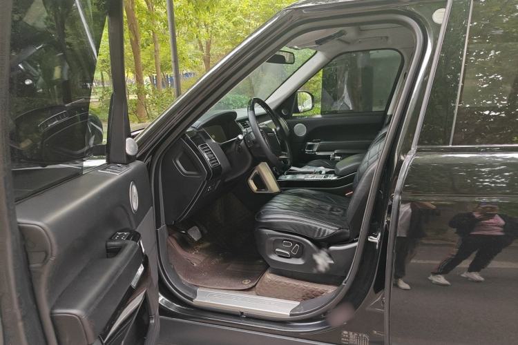 Used Land Rover Range 2014 3.0 SC V6 Vogue Driver Seat