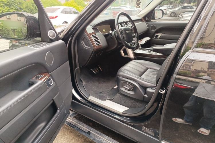 Used Land Rover Range 2014 3.0 TDV6 Vogue Driver Seat