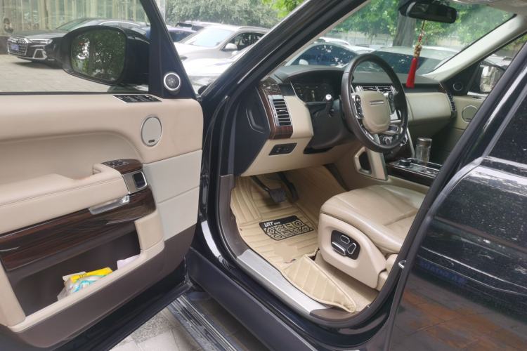 Used Land Rover Range 2014 Revised 3.0 SC V6 Vogue Driver Seat