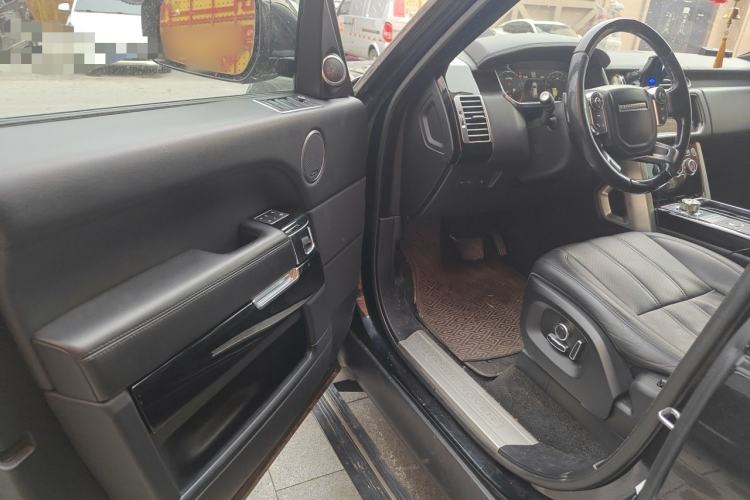 Used Land Rover Range 2014 Revised 3.0 SC V6 Vogue Driver Seat