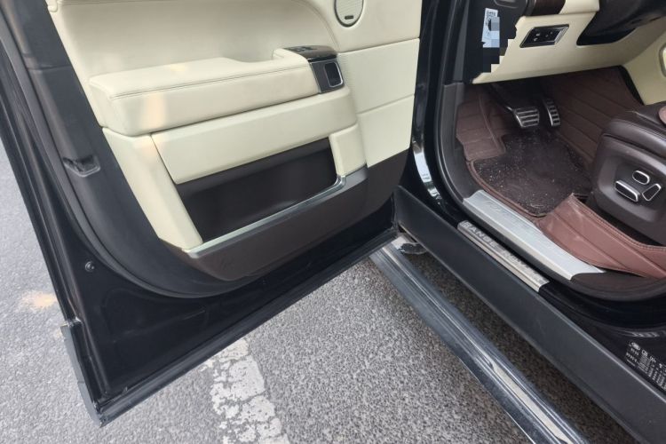 Used Land Rover Range 2014 Revised 3.0 SC V6 Vogue Driver Seat