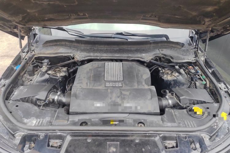 Used Land Rover Range  Engine Bay