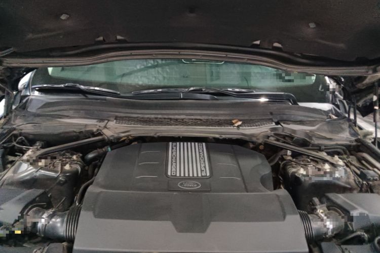 Used Land Rover Range 2014 Revised 3.0 SC V6 Vogue Engine Bay