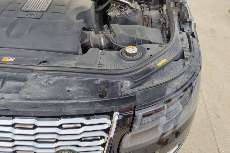 Used Land Rover Range 2014 3.0 SC V6 Vogue Engine Bay Left