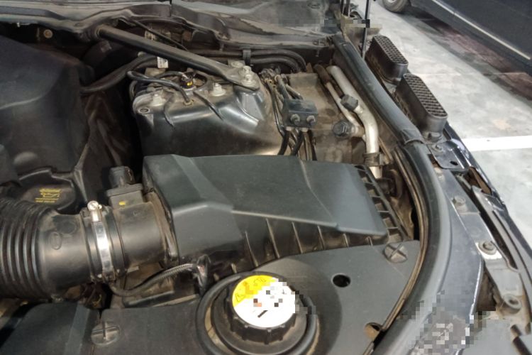 Used Land Rover Range 2014 Revised 3.0 SC V6 Vogue Engine Bay Left