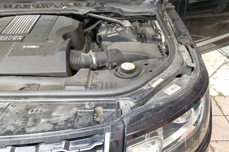 Used Land Rover Range 2014 3.0 SC V6 Vogue SE Long-Wheelbase Edition Engine Bay Left