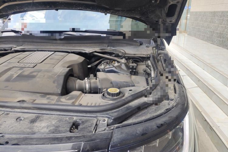Used Land Rover Range 2014 3.0 SC V6 Vogue SE Engine Bay Left