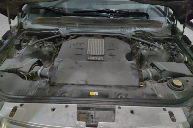 Used Land Rover Range 2014 3.0 SC V6 Vogue Engine Bay