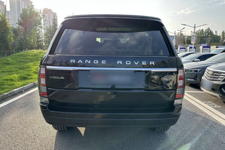 Used Land Rover Range 2014 Revised 3.0 SC V6 Vogue Exterior 4