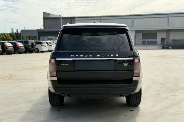 Used Land Rover Range 2014 3.0 SC V6 Vogue Exterior 4